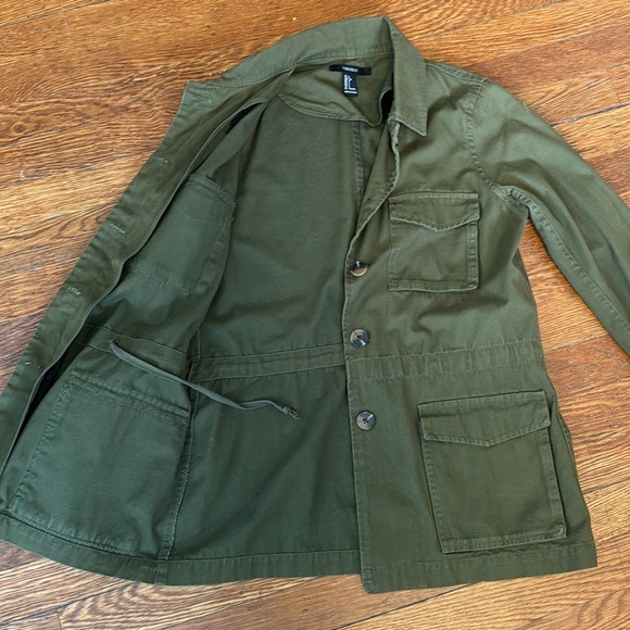 Utility Army Green Cargo Jacket - Picture 5 of 8